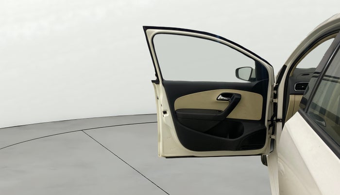 2017 Skoda Rapid STYLE 1.6 MPI AT, Petrol, Automatic, 54,614 km, LHS Front Door