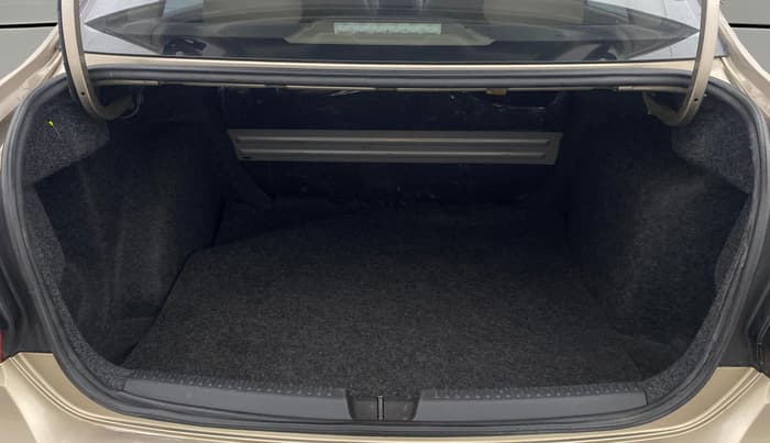 2016 Volkswagen Vento HIGHLINE PETROL AT, Petrol, Automatic, 59,116 km, Boot Open Zoomed View