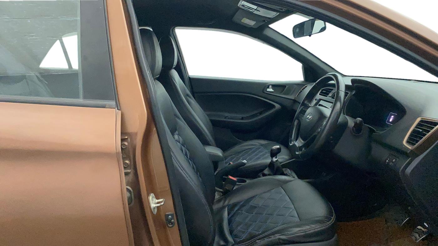 2018 Hyundai i20 Active 1.2 SX, Petrol, Manual, 81,975 km, Right Side Front Door Cabin