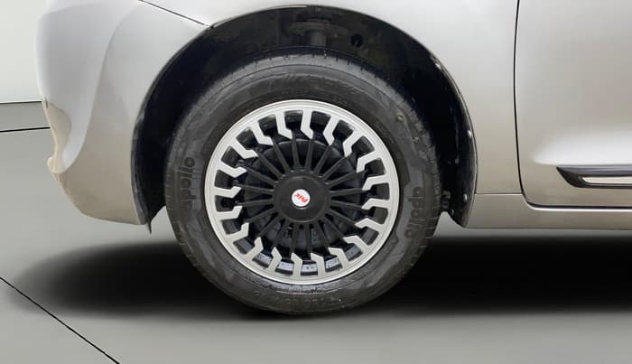2018 Maruti Baleno DELTA PETROL 1.2, Petrol, Manual, 1,00,738 km, Left Front Wheel