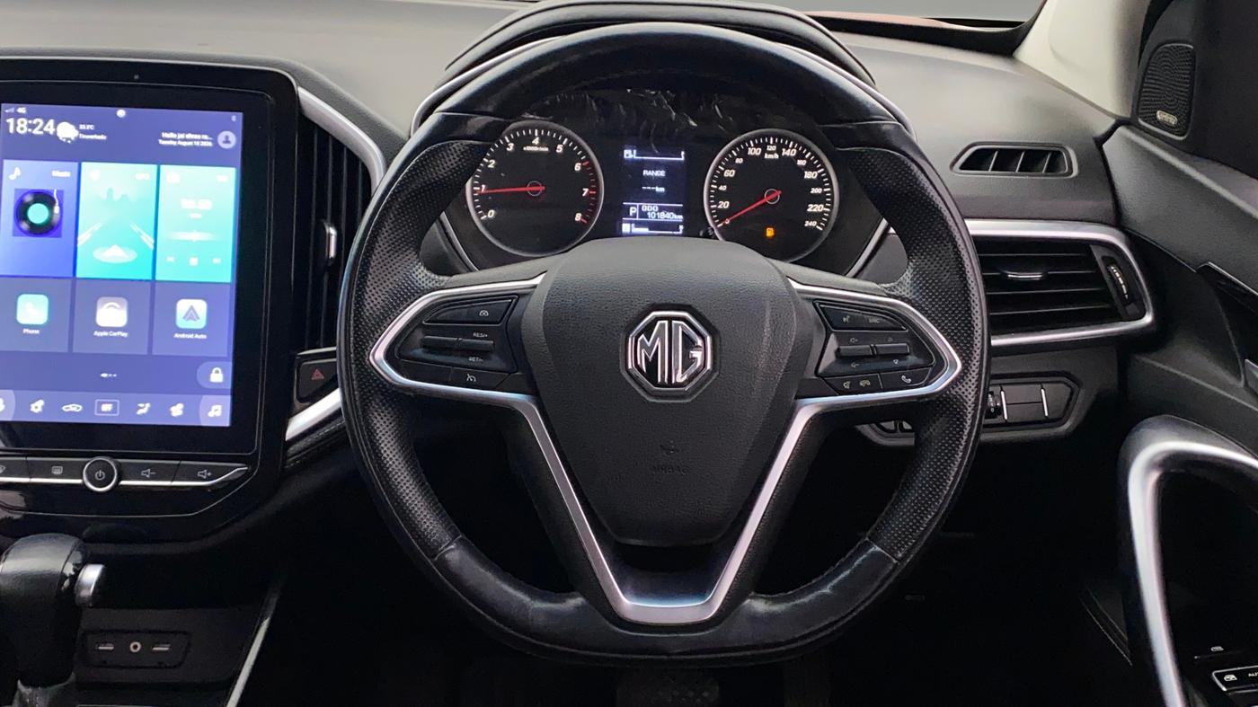 2019 MG HECTOR SMART 1.5 DCT PETROL, Petrol, Automatic, 1,01,836 km, Steering Wheel Close Up