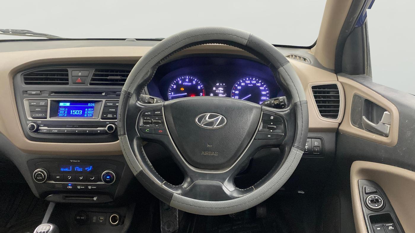 2014 Hyundai Elite i20 ASTA 1.2, CNG, Manual, 95,704 km, Steering Wheel Close Up