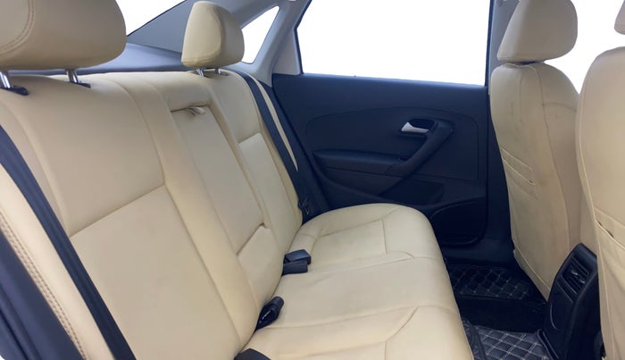 2018 Volkswagen Vento COMFORTLINE 1.6, Petrol, Manual, 44,789 km, Right Side Rear Door Cabin