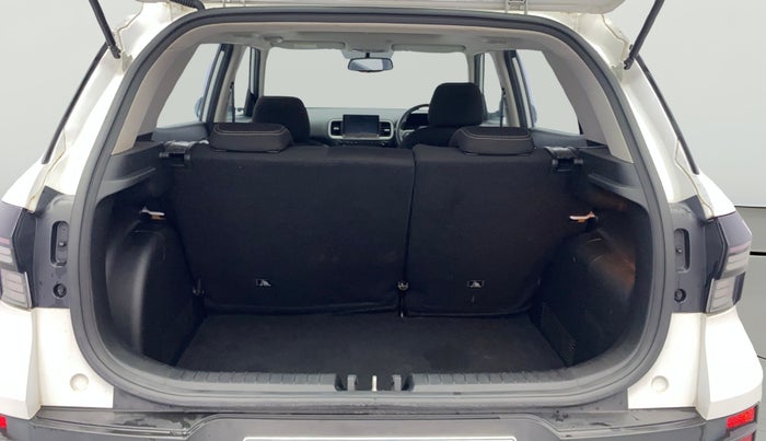 2022 Hyundai VENUE SX 1.2 PETROL, Petrol, Manual, 33,433 km, Boot Open Zoomed View