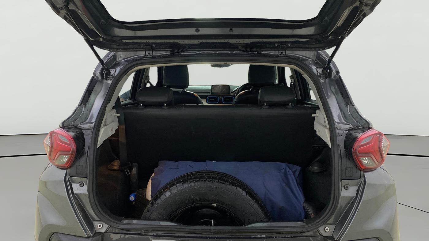 2022 Tata PUNCH CREATIVE  AMT, CNG, Automatic, 72,499 km, Boot Open Zoomed View