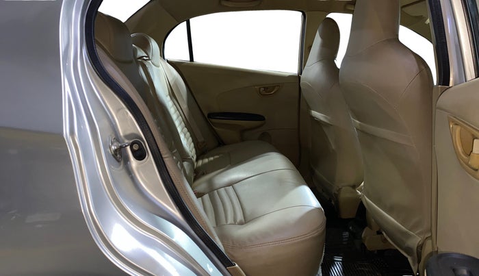 2015 Honda Amaze 1.2L I-VTEC S, Petrol, Manual, 89,058 km, Right Side Rear Door Cabin