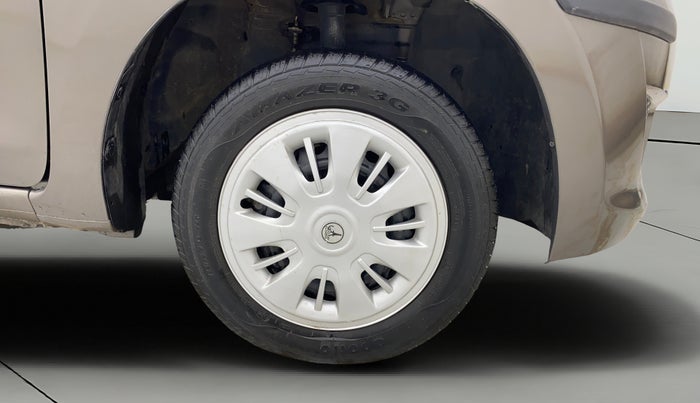 2017 Datsun Go Plus T, Petrol, Manual, 35,646 km, Right Front Wheel