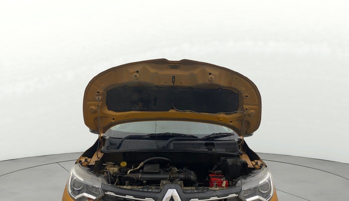 2023 Renault TRIBER RXZ AMT, Petrol, Automatic, 61,433 km, Open Bonet