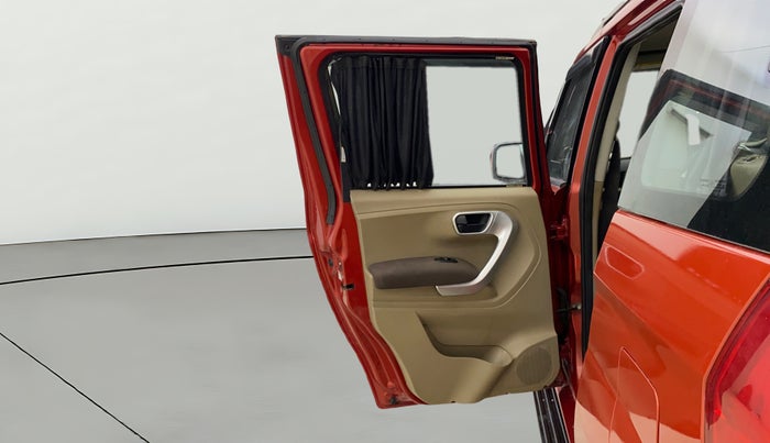 2015 Mahindra TUV300 T8 AMT, Diesel, Automatic, 69,797 km, LHS Rear Door