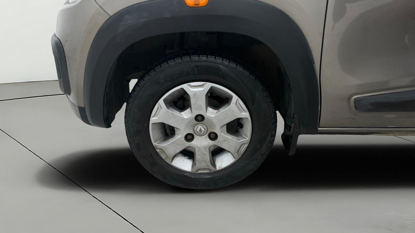 2018 Renault Kwid CLIMBER 1.0, Petrol, Manual, 34,655 km, Left Front Wheel