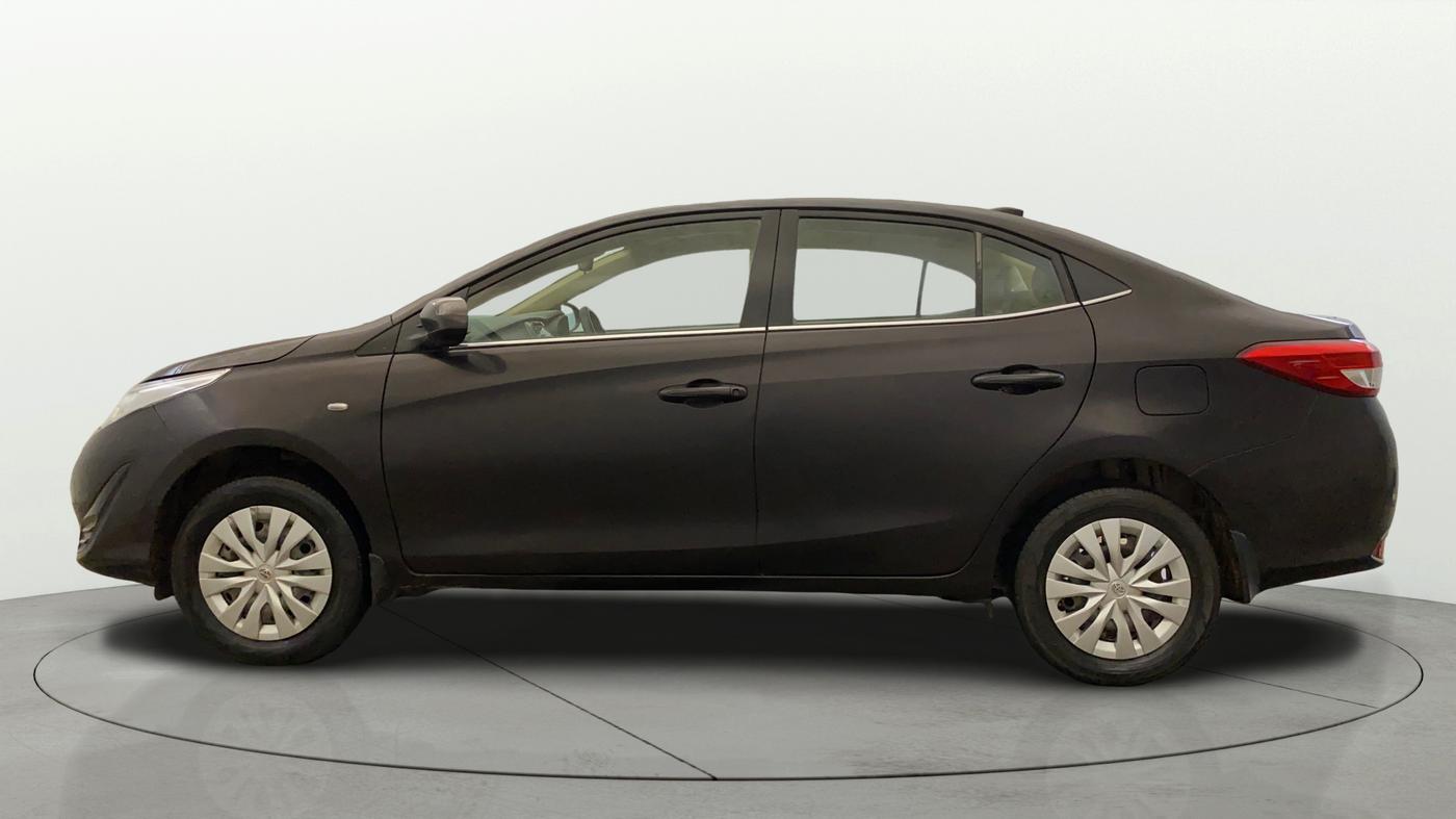 2019 Toyota YARIS J MT, CNG, Manual, 1,20,485 km, Left Side