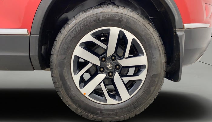 2021 Tata Harrier XZ PLUS 2.0L DUAL TONE, Diesel, Manual, 1,06,689 km, Left Rear Wheel