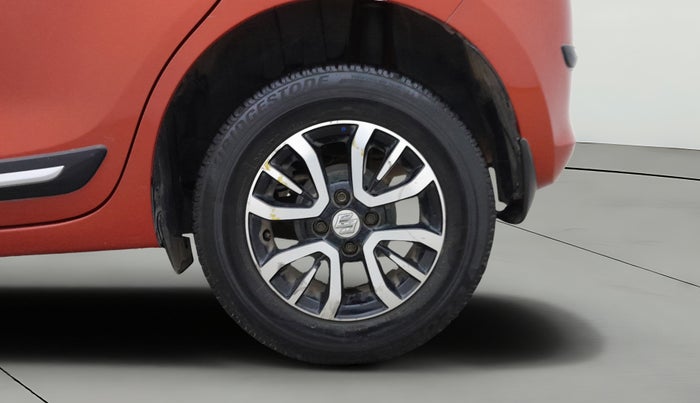 2020 Maruti Swift VXI, Petrol, Manual, 21,989 km, Left Rear Wheel