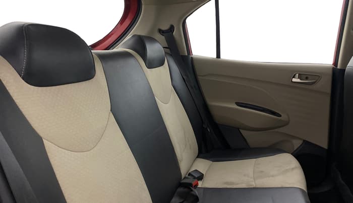 2018 Hyundai NEW SANTRO SPORTZ CNG, CNG, Manual, 93,899 km, Right Side Rear Door Cabin