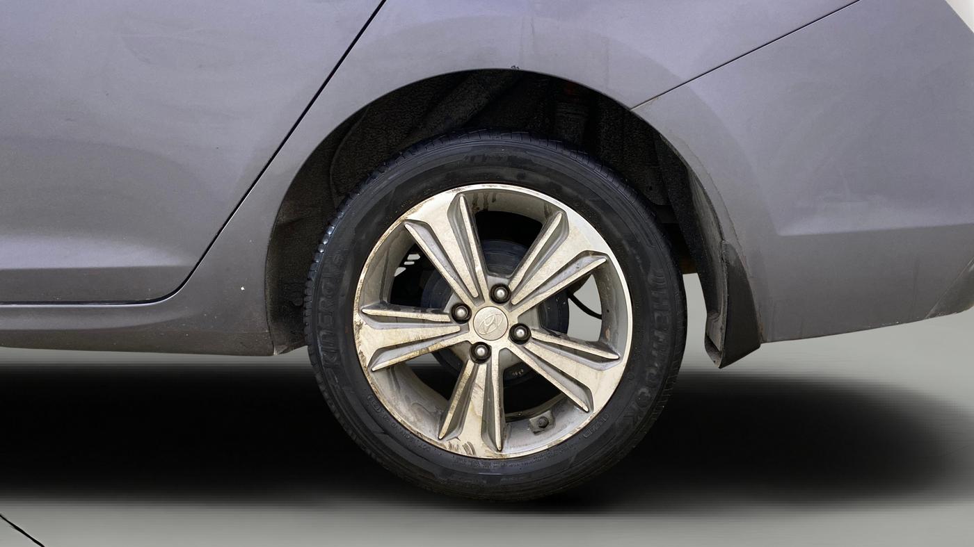 2019 Hyundai Verna 1.6 VTVT SX O, Petrol, Manual, 21,169 km, Left Rear Wheel