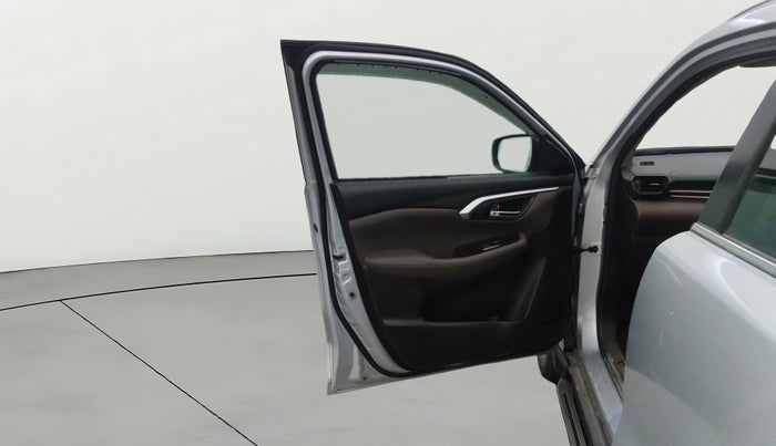 2023 Toyota URBAN CRUISER HYRYDER V HYBRID, Hybrid, Automatic, 77,333 km, LHS Front Door