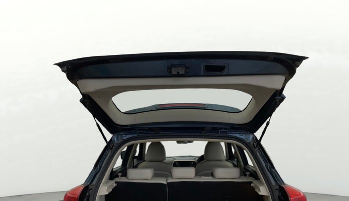 2019 Mahindra XUV300 W8 (O) 1.5 DIESEL AMT, Diesel, Automatic, 81,169 km, Boot Door Open