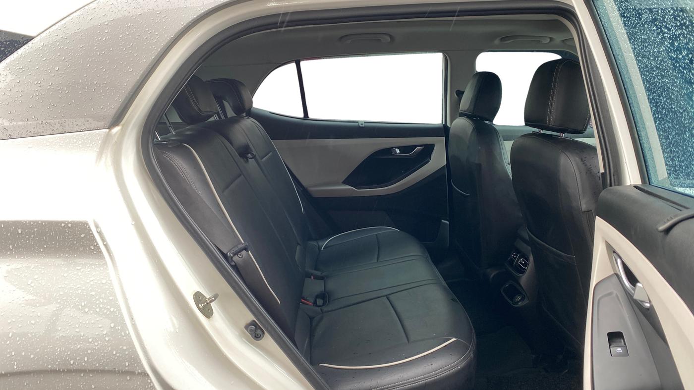 2022 Hyundai Creta SX 1.5 PETROL, Petrol, Manual, 28,589 km, Right Side Rear Door Cabin