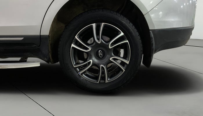 2019 Mahindra MARAZZO M8 8 STR, Diesel, Manual, 30,475 km, Left Rear Wheel