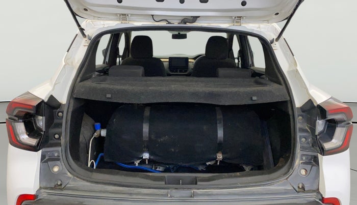 2022 Renault Kiger RXT MT, CNG, Manual, 53,678 km, Boot Open Zoomed View