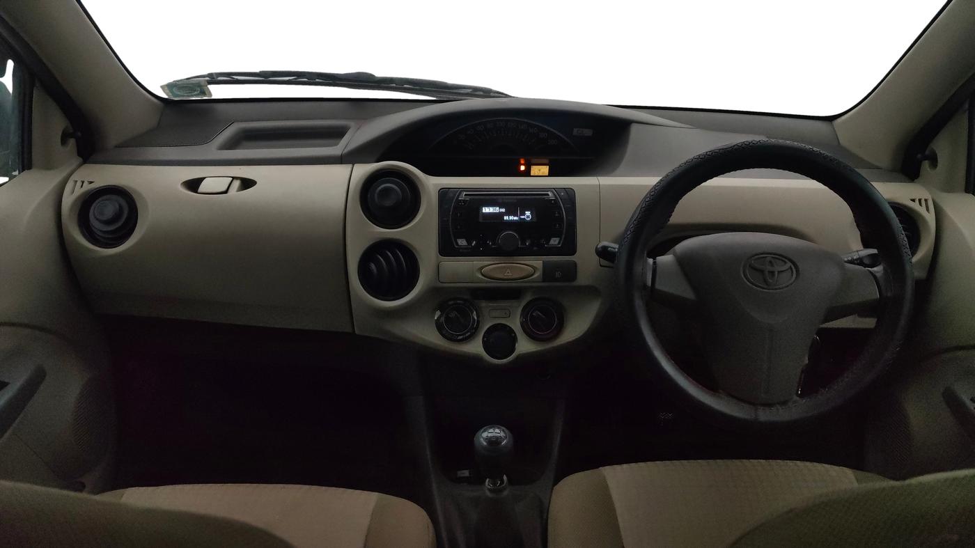 2013 Toyota Etios Liva G EXCLUSIVE, Petrol, Manual, 67,195 km, Dashboard