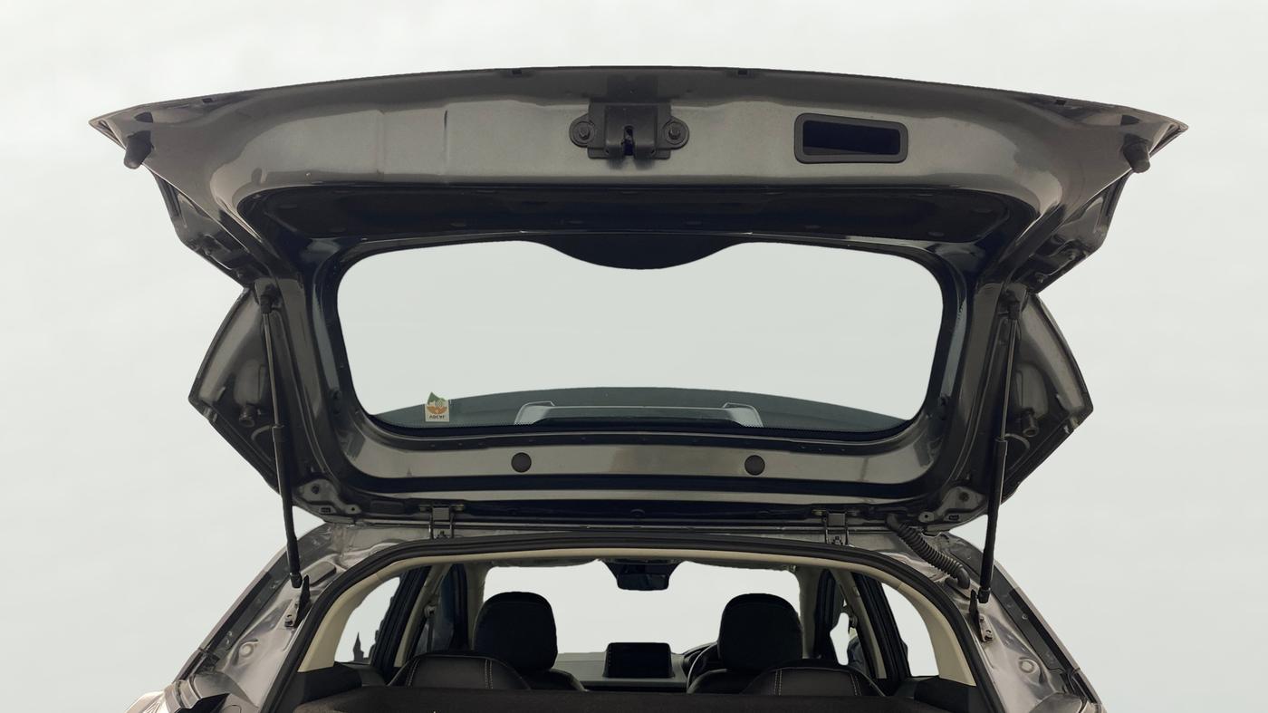 2022 Tata NEXON XMA SUNROOF PETROL, Petrol, Automatic, 35,685 km, Boot Door Open