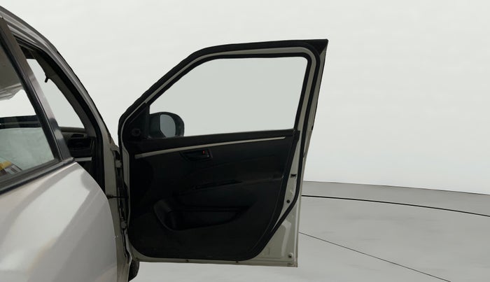 2017 Maruti Swift LXI (O), Petrol, Manual, 41,236 km, RHS Front Door