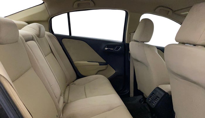 2017 Honda City 1.5L I-VTE V CVT, Petrol, Automatic, 28,323 km, Right Side Rear Door Cabin