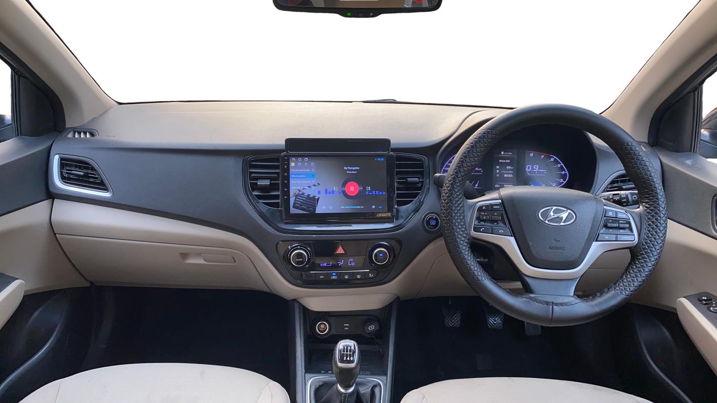 2020 Hyundai Verna SX 1.5 VTVT, Petrol, Manual, 1,02,910 km, Dashboard