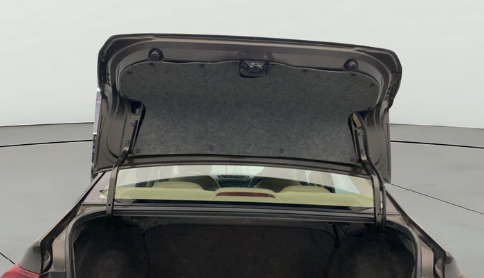 2022 Honda Amaze 1.2L I-VTEC VX CVT, Petrol, Automatic, 65,401 km, Boot Door Open