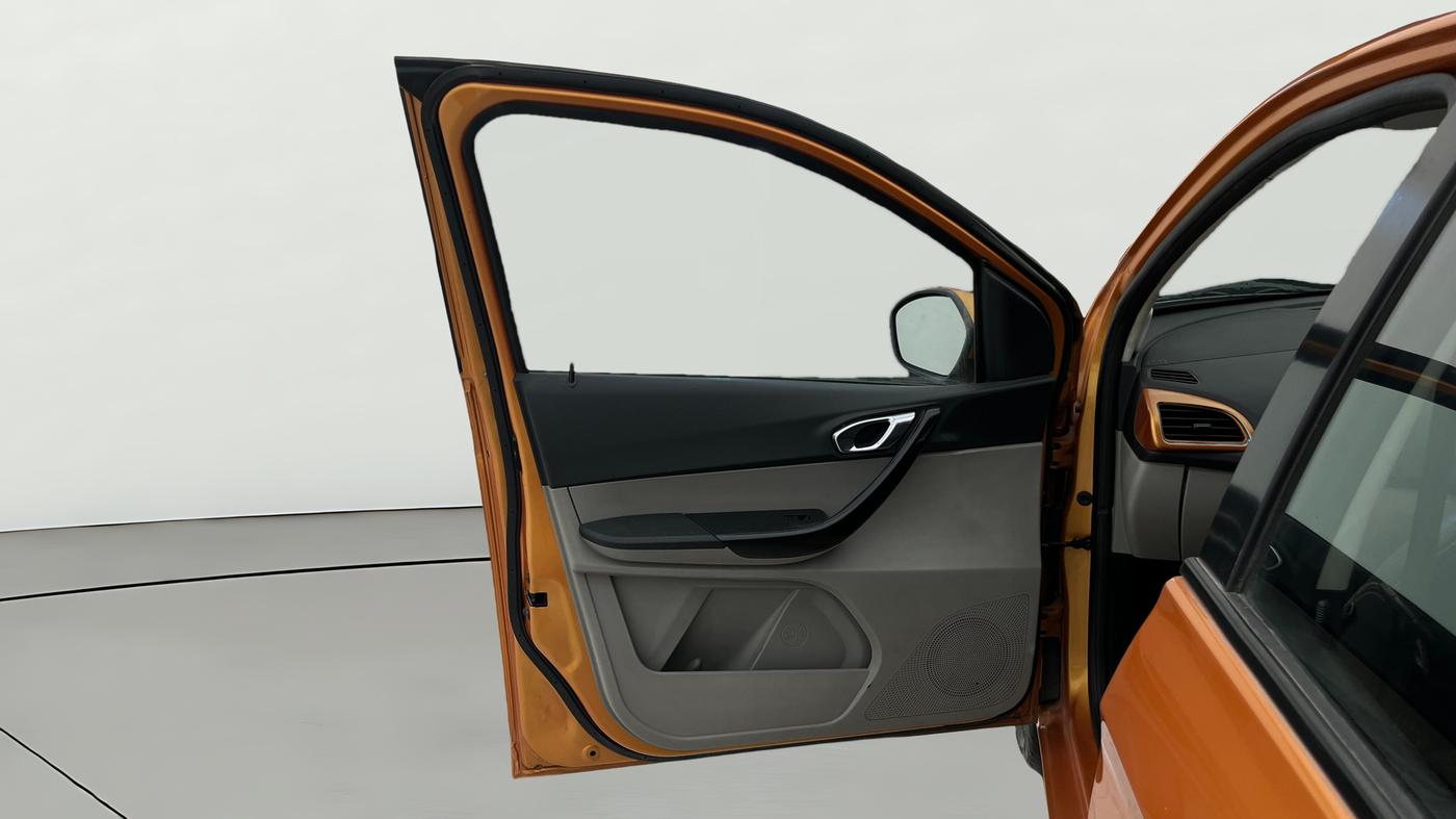 2018 Tata Tiago XZA PETROL, Petrol, Automatic, 57,504 km, LHS Front Door