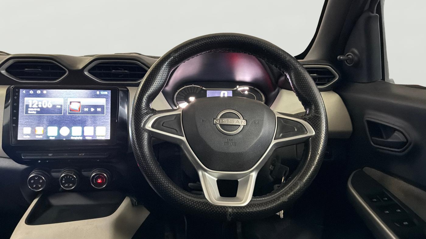 2022 Nissan MAGNITE XE, Petrol, Manual, 54,812 km, Steering Wheel Close Up