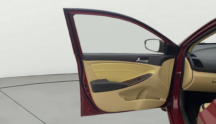 2014 Hyundai Verna FLUIDIC 1.6 VTVT SX AT, Petrol, Automatic, 42,671 km, LHS Front Door