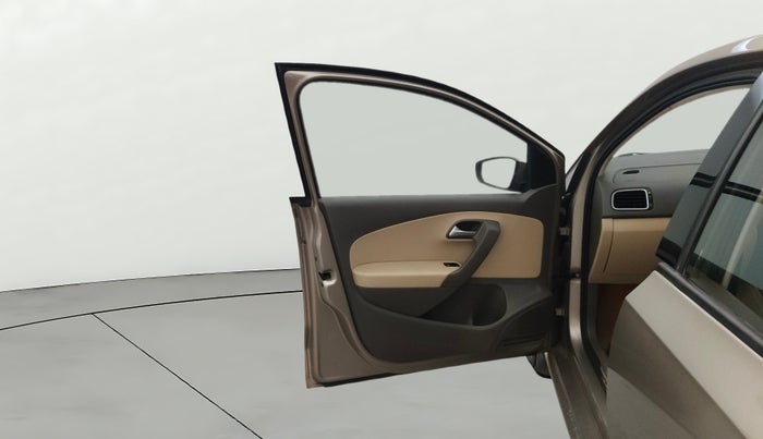 2016 Volkswagen Vento HIGHLINE 1.5 AT, Diesel, Automatic, 86,836 km, LHS Front Door