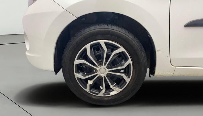 2016 Maruti Celerio VXI, Petrol, Manual, 90,250 km, Left Front Wheel