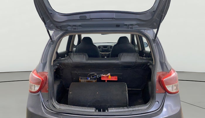 2015 Hyundai Grand i10 SPORTZ 1.2 KAPPA VTVT, Petrol, Manual, 73,497 km, Boot Open Zoomed View