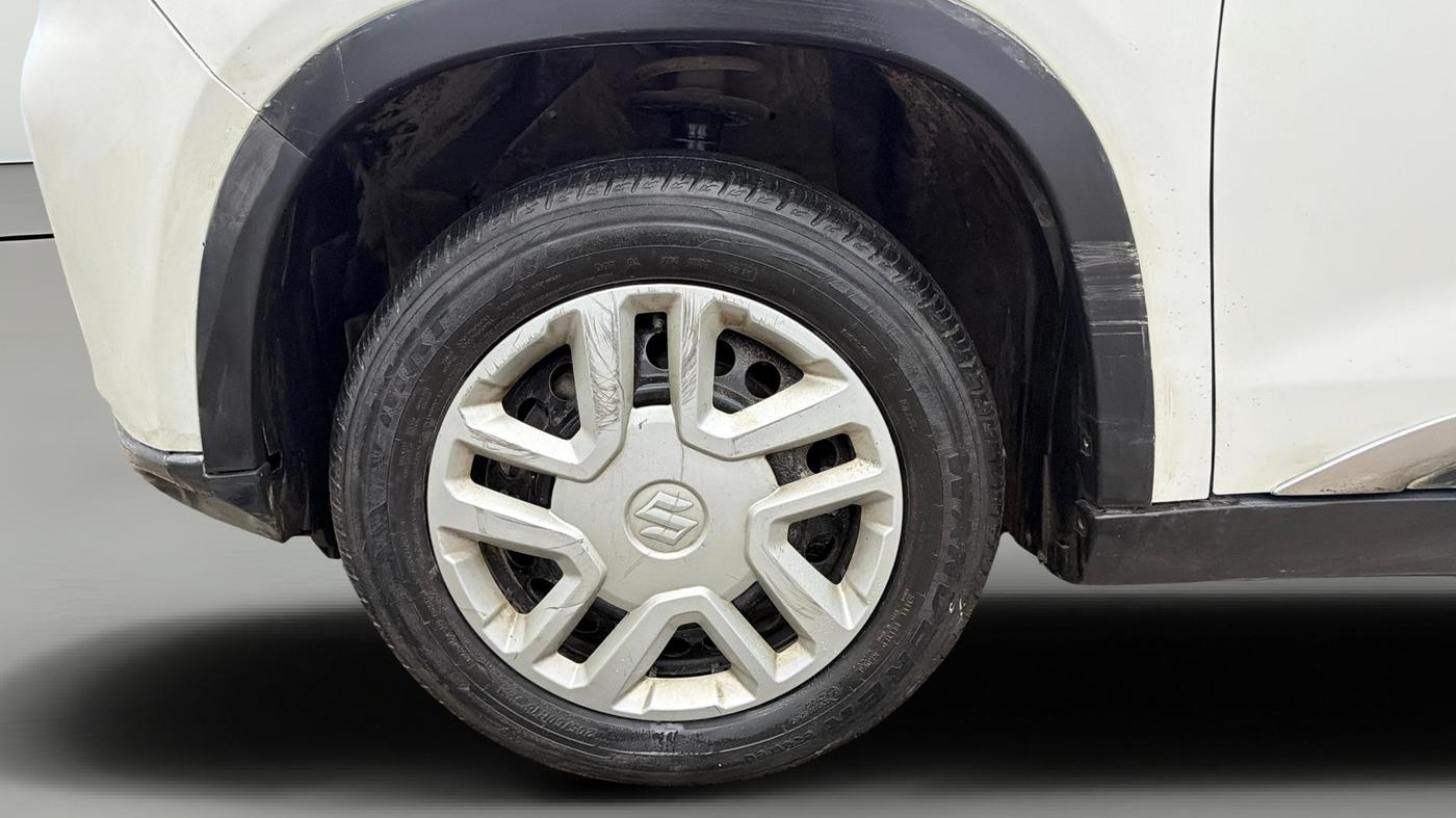 2021 Maruti Vitara Brezza VXI, Petrol, Manual, 49,050 km, Left Front Wheel