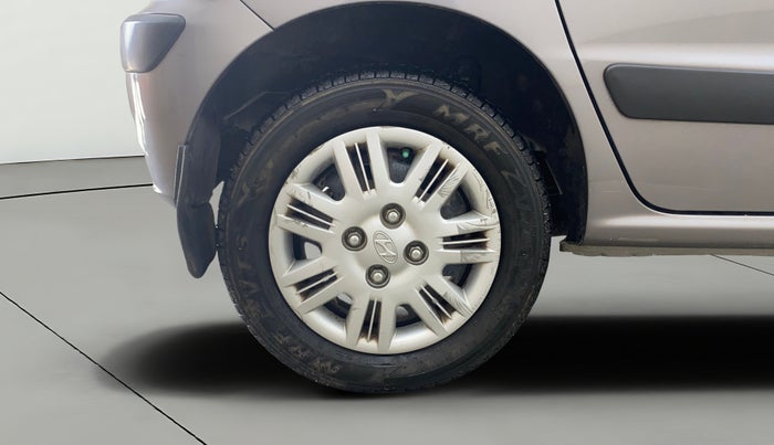 2013 Hyundai Santro Xing GLS, Petrol, Manual, 33,950 km, Right Rear Wheel