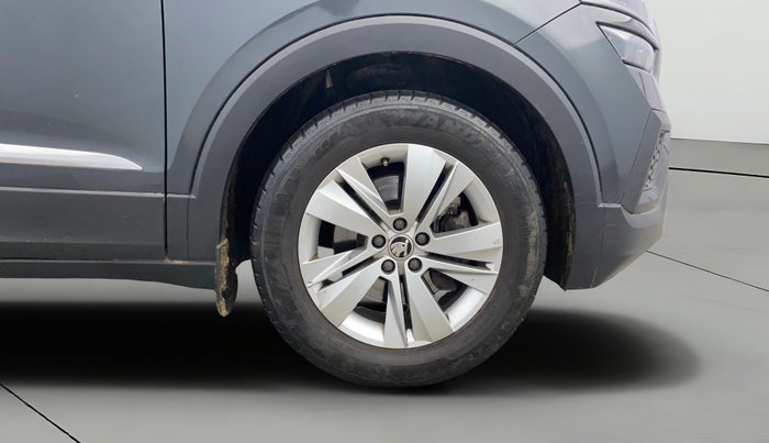 2023 Skoda KUSHAQ AMBITION 1.5 TSI DSG, Petrol, Automatic, 32,725 km, Right Front Wheel