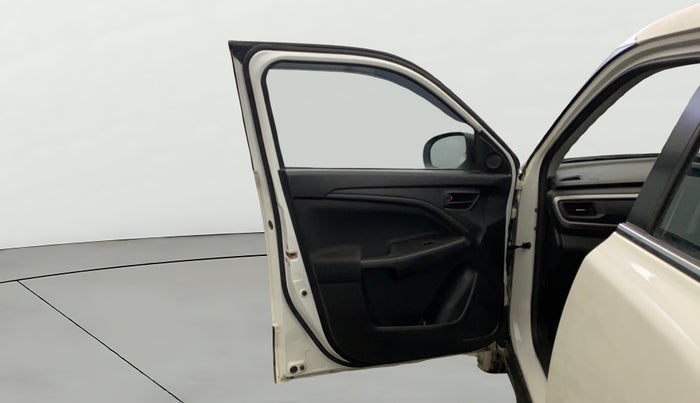 2023 Maruti BREZZA VXI SMART HYBRID, Petrol, Manual, 33,093 km, LHS Front Door