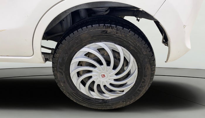 2014 Maruti Alto 800 LXI, Petrol, Manual, 55,017 km, Left Rear Wheel