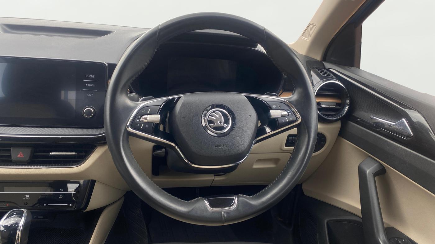 2022 Skoda SLAVIA STYLE 1.5L TSI DSG, Petrol, Automatic, 50,827 km, Steering Wheel Close Up
