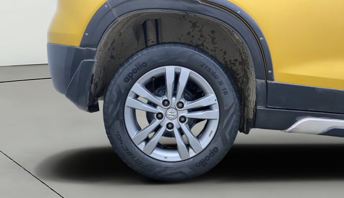 2016 Maruti Vitara Brezza ZDI PLUS DUAL TONE, Diesel, Manual, 61,834 km, Right Rear Wheel