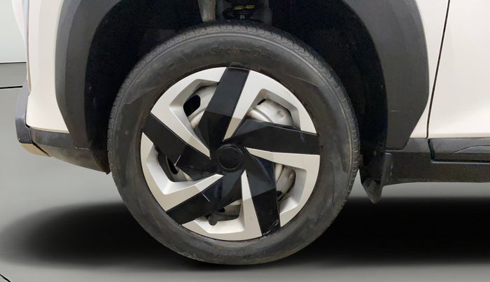 2022 Nissan MAGNITE XE, Petrol, Manual, 26,952 km, Left Front Wheel