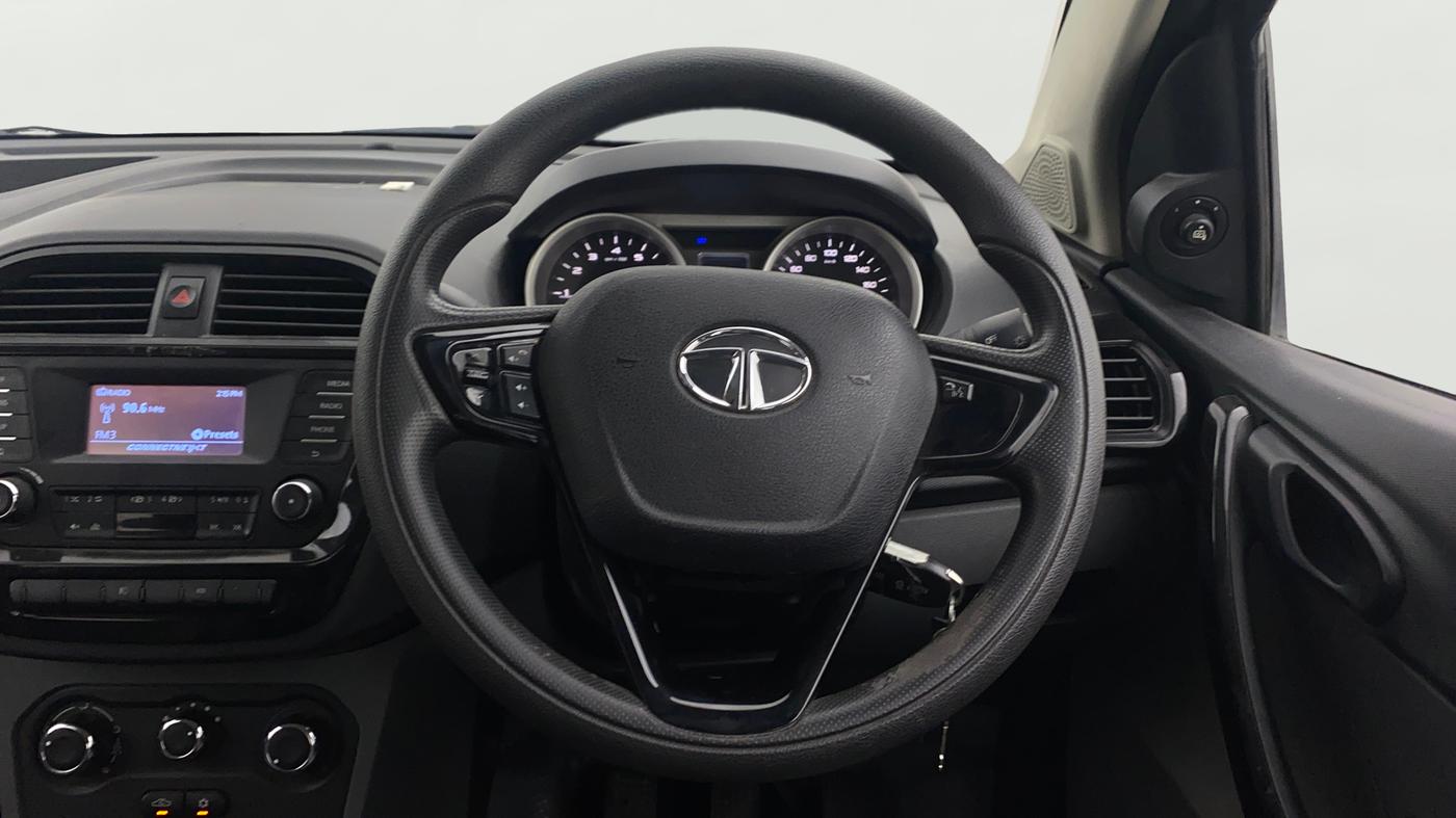 2017 Tata TIGOR XT PETROL, Petrol, Manual, 92,098 km, Steering Wheel Close Up
