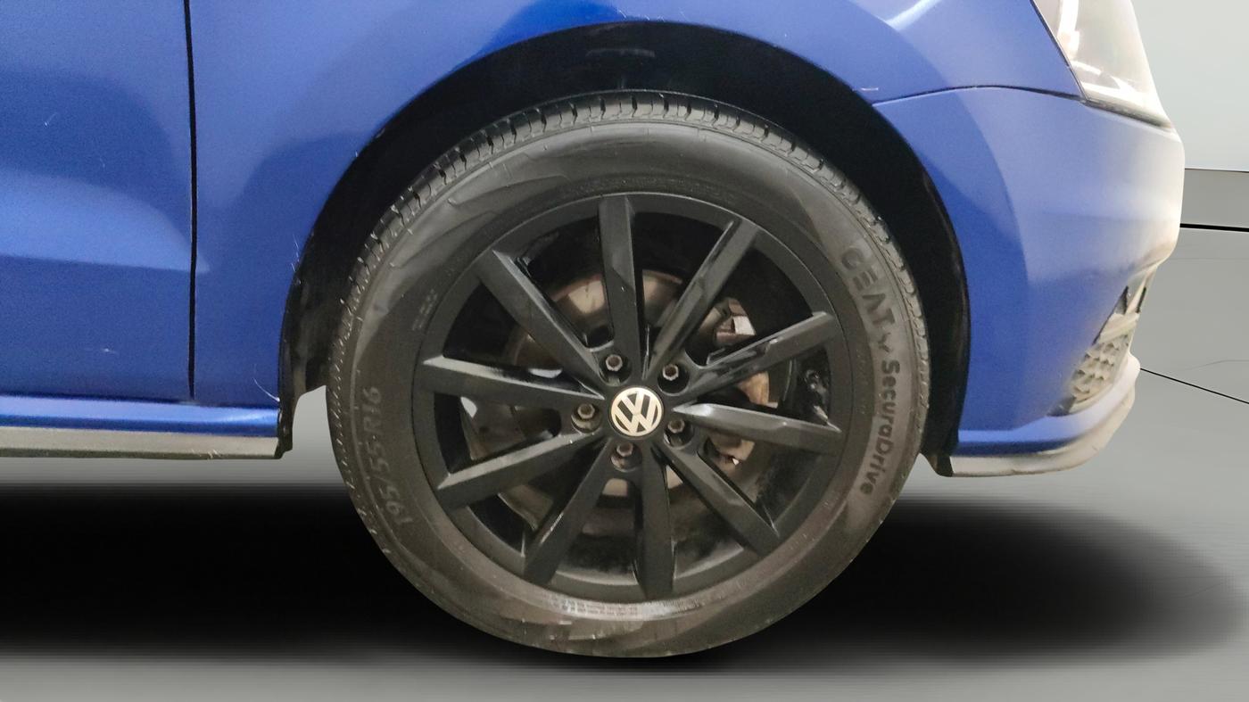 2021 Volkswagen Polo HIGHLINE PLUS 1.0, Petrol, Manual, 62,937 km, Right Front Wheel