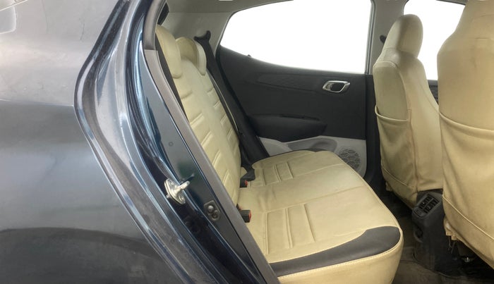 2020 Hyundai GRAND I10 NIOS SPORTZ AMT 1.2 KAPPA VTVT, Petrol, Automatic, 17,294 km, Right Side Rear Door Cabin