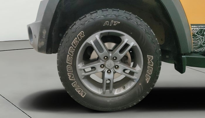 2023 Mahindra Thar LX D HT 2WD MT, Diesel, Manual, 22,229 km, Left Front Wheel