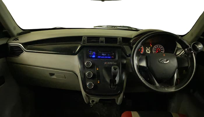 2016 Mahindra Kuv100 K4 6 STR, Petrol, Manual, 61,047 km, Dashboard