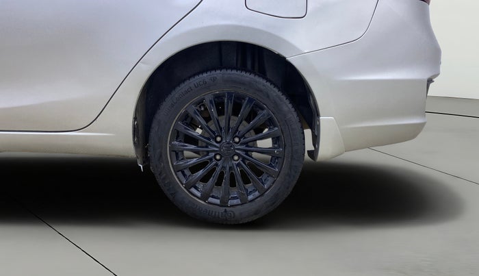 2017 Maruti Ciaz ZDI+ SHVS, Diesel, Manual, 95,421 km, Left Rear Wheel